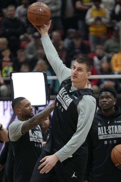 Nuggets Jokic has a chance to join some exclusive clubs AP News